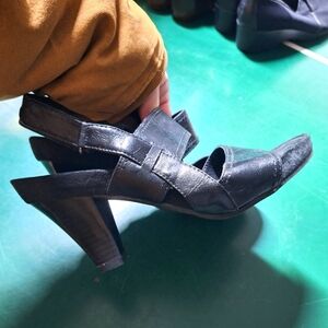 Aerology Shoes Size 8